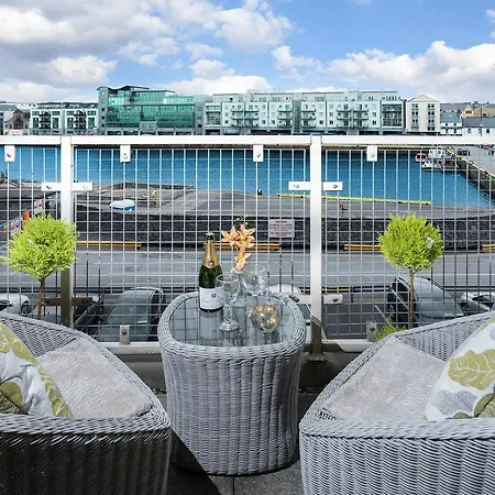Marina View Luxury City Center - Best Location