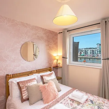 Marina View Luxury City Center - Best Location